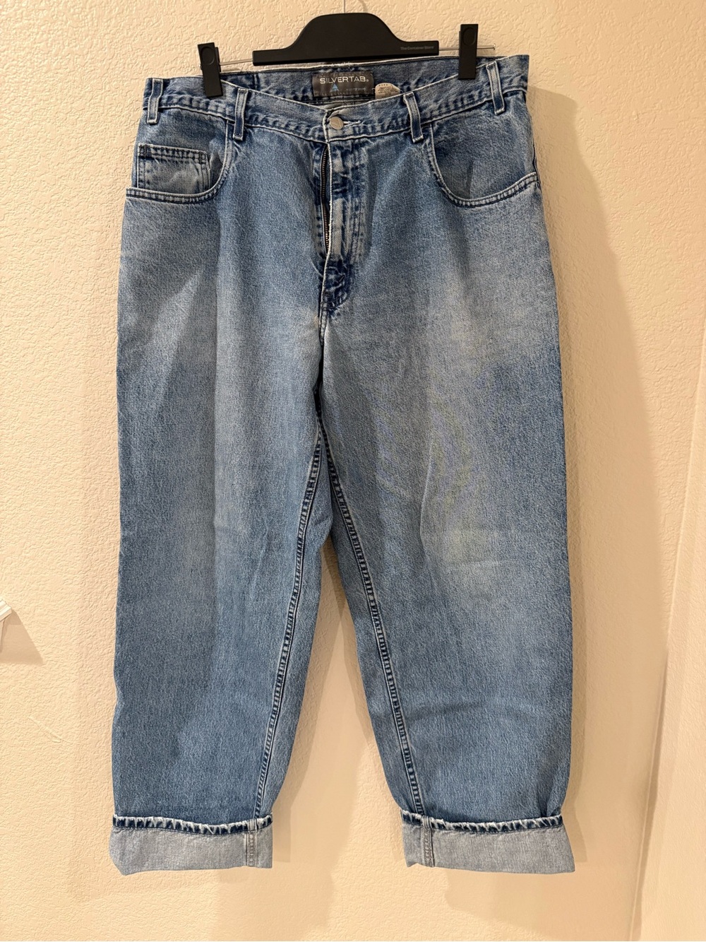 Levi's Vintage Silver Tab Light Wash Relaxed Fit women’s Jeans
